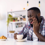 Ilningar och isningar i tänderna: orsak, diagnos & behandling